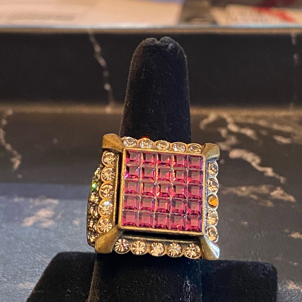 Heidi Daus ring